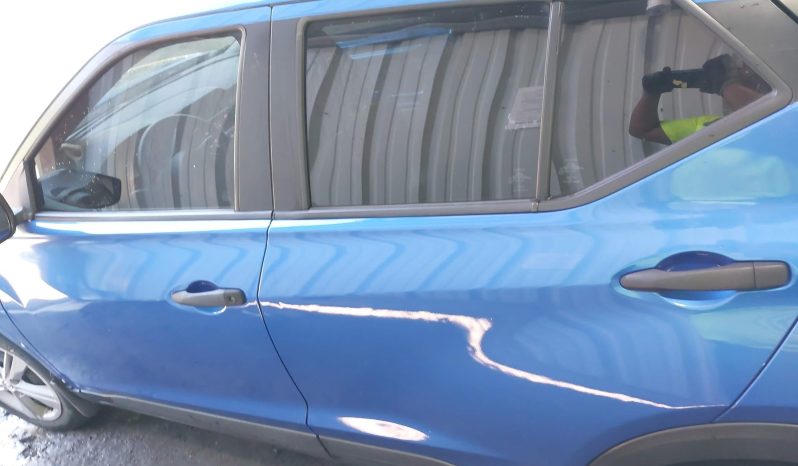 
								2021 Nissan Kicks full									