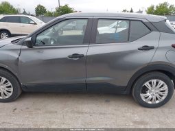 
										Nissan Kicks full									