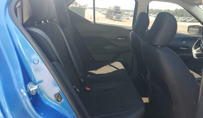 
								2023 Nissan Kicks full									