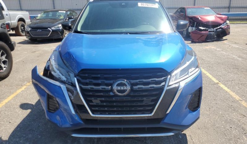 
								2023 Nissan Kicks full									
