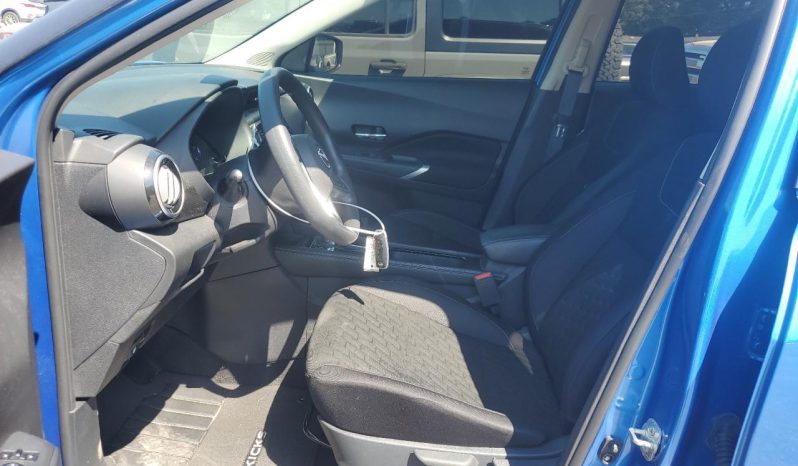 
								2023 Nissan Kicks full									