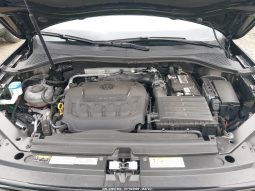 
										2021 Volkswagen Tiguan full									