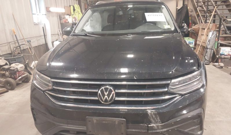 
								Volkswagen Tiguan full									