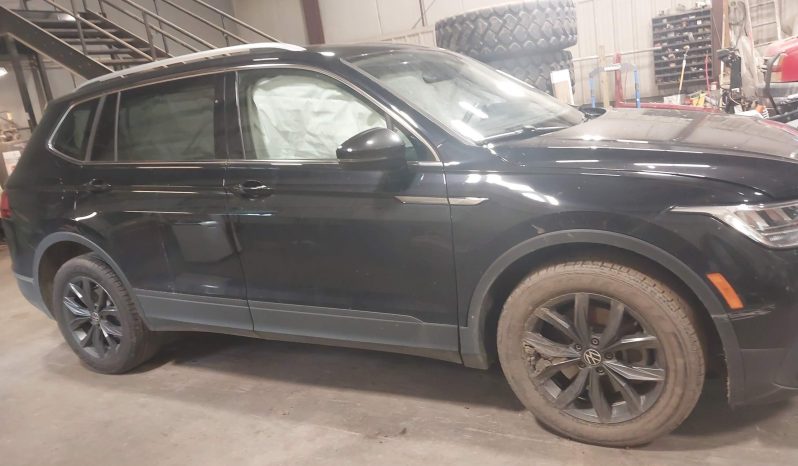 
								Volkswagen Tiguan full									