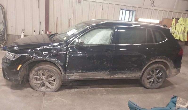 
								Volkswagen Tiguan full									