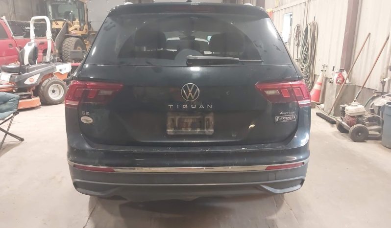 
								Volkswagen Tiguan full									