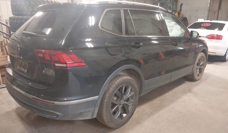 
								Volkswagen Tiguan full									