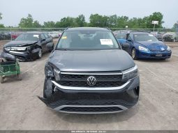 
										Volkswagen Taos full									