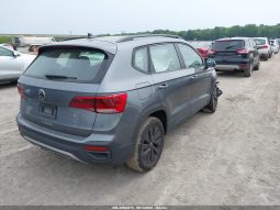 
										Volkswagen Taos full									