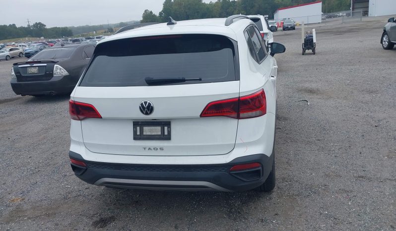 
								2022 Volkswagen Taos full									