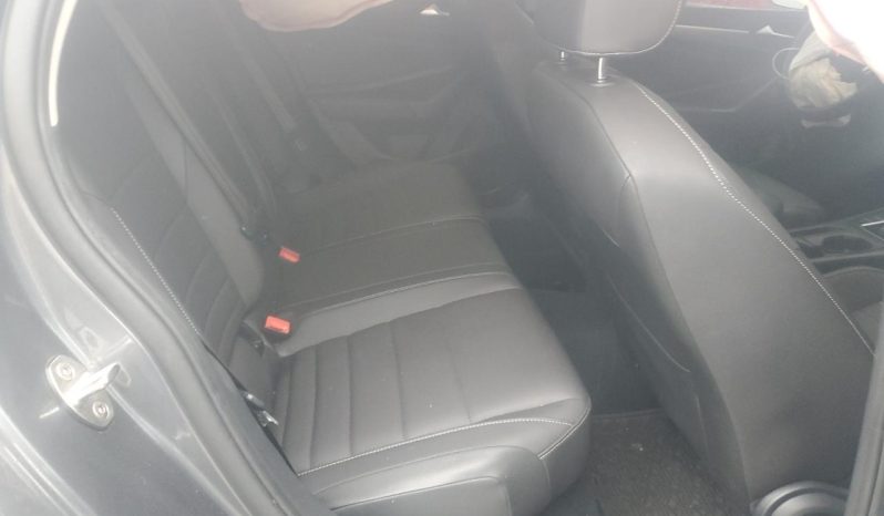 
								VOLKSWAGEN JETTA full									