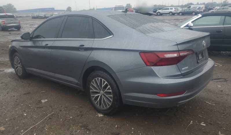 
								VOLKSWAGEN JETTA full									