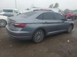 
										VOLKSWAGEN JETTA full									