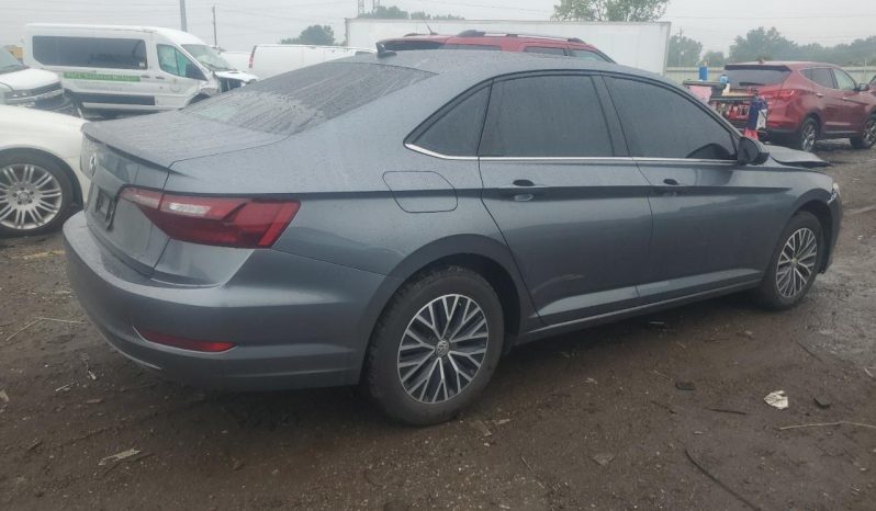 
								VOLKSWAGEN JETTA full									