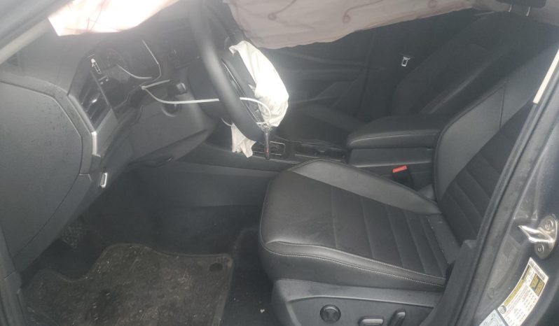 
								VOLKSWAGEN JETTA full									