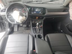 
										VOLKSWAGEN JETTA full									