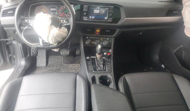 
								VOLKSWAGEN JETTA full									