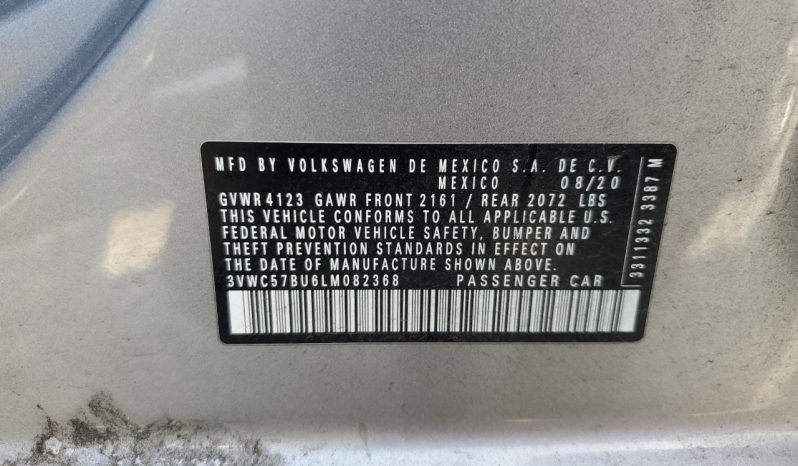 Volkswagen Jetta full