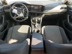 Volkswagen Jetta full