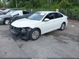 
										VOLKSWAGEN JETTA full									