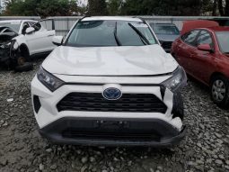 
										TOYOTA RAV4 full									