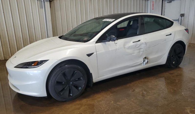 
								Tesla MODEL 3 full									