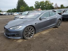 Tesla MODEL S