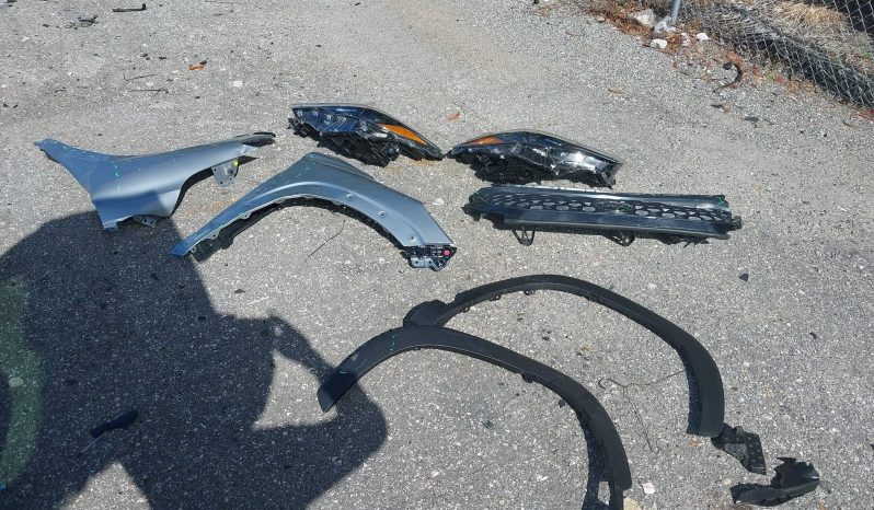 
								2025 Toyota Corolla Cross full									