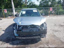 
										2025 Toyota Corolla Cross full									