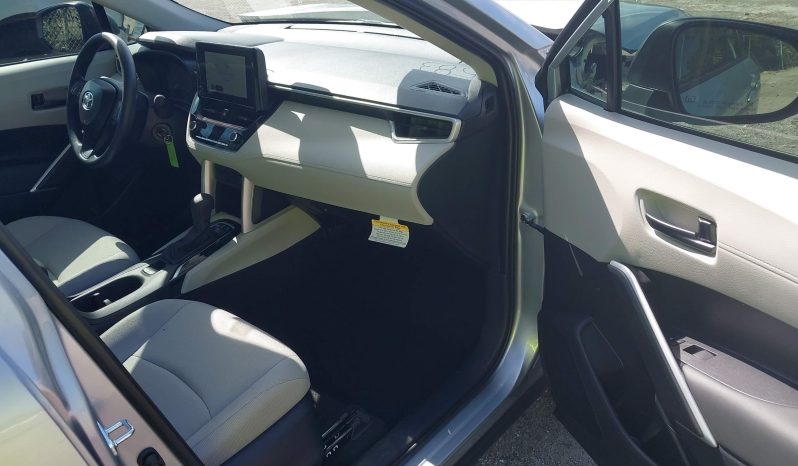 
								2025 Toyota Corolla Cross full									