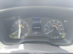 
										2025 Toyota Corolla Cross full									