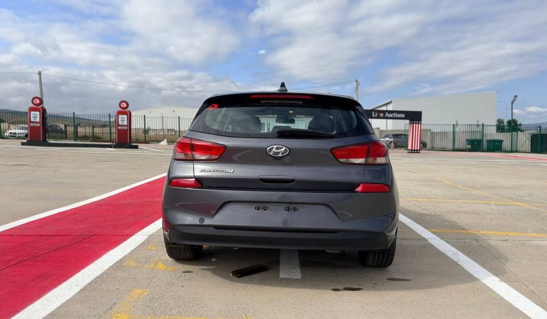 
								HYUNDAI ELANTRA GT full									