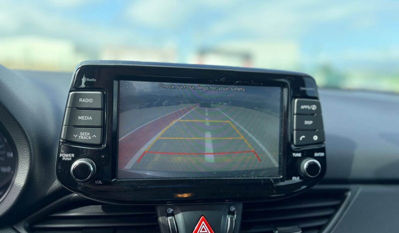 
								HYUNDAI ELANTRA GT full									