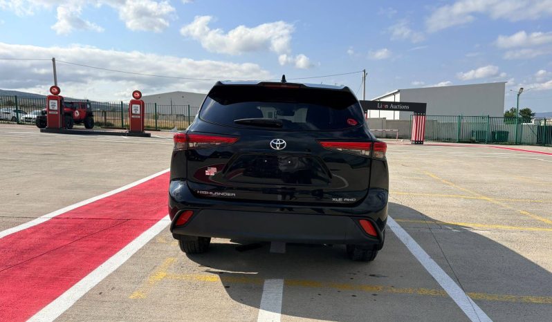 
								TOYOTA HIGHLANDER XLE full									