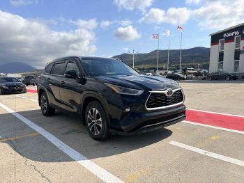 TOYOTA HIGHLANDER XLE