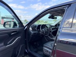
										TOYOTA HIGHLANDER XLE full									