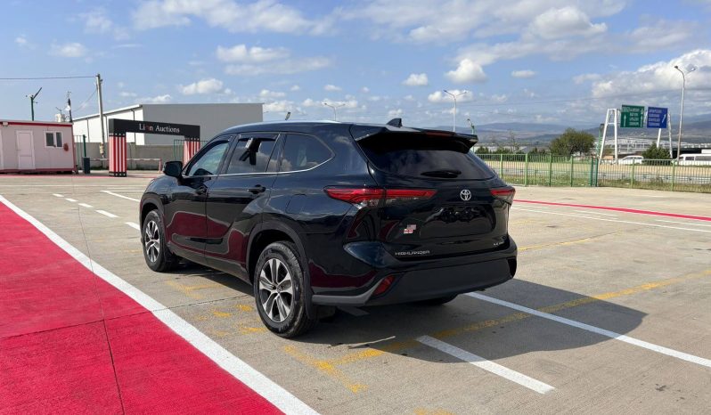 
								TOYOTA HIGHLANDER XLE full									
