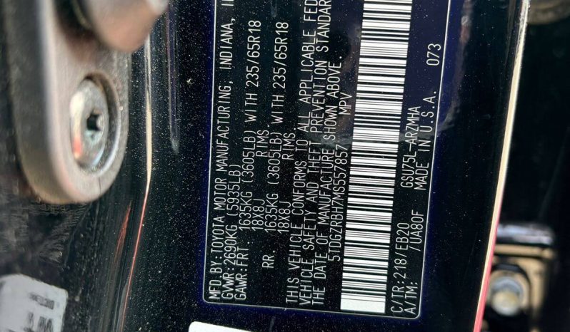
								TOYOTA HIGHLANDER XLE full									