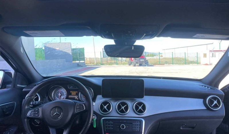 
								MERCEDES-BENZ GLA full									