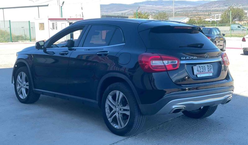 
								MERCEDES-BENZ GLA full									
