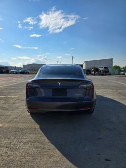 TESLA MODEL 3 full