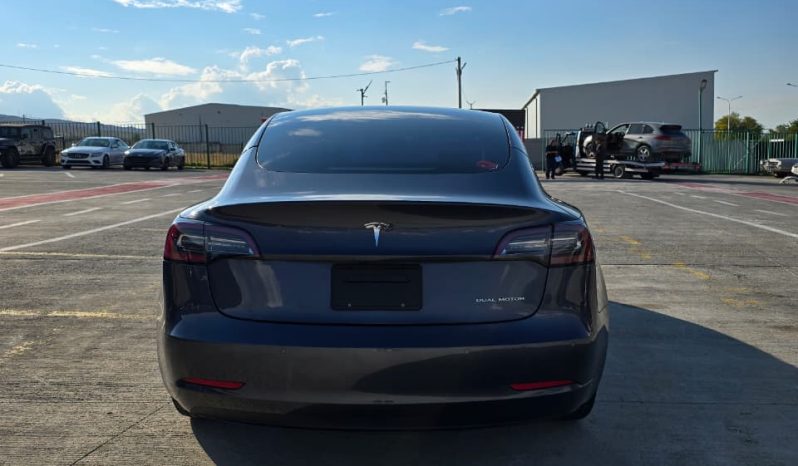 TESLA MODEL 3 full