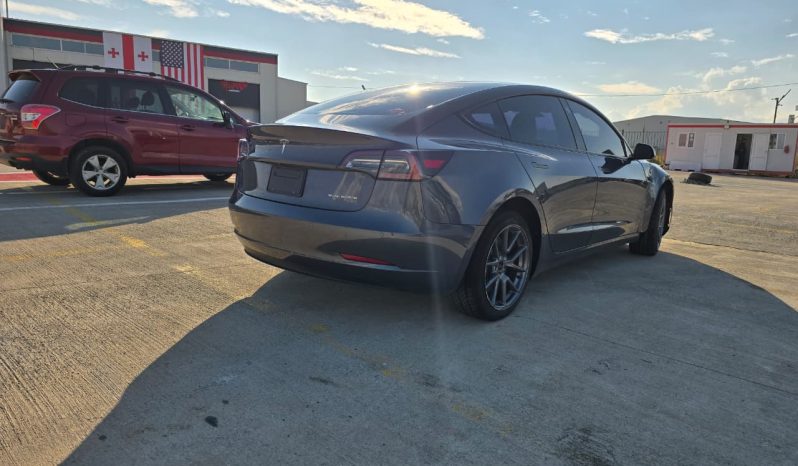 TESLA MODEL 3 full
