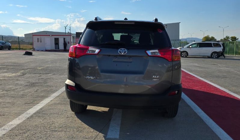 TOYOTA RAV4 2015 full