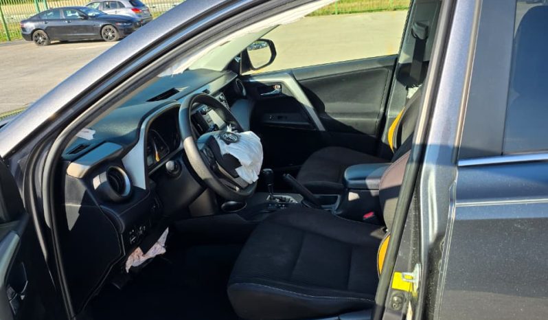 TOYOTA RAV4 2015 full