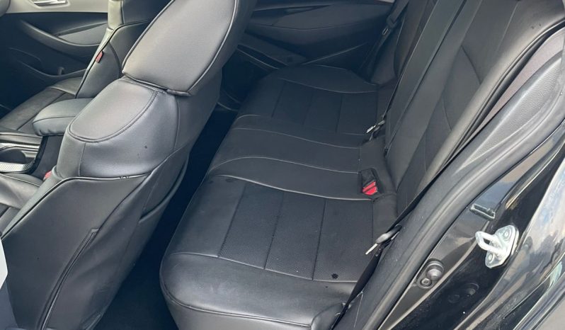 TOYOTA COROLLA HYBRID full