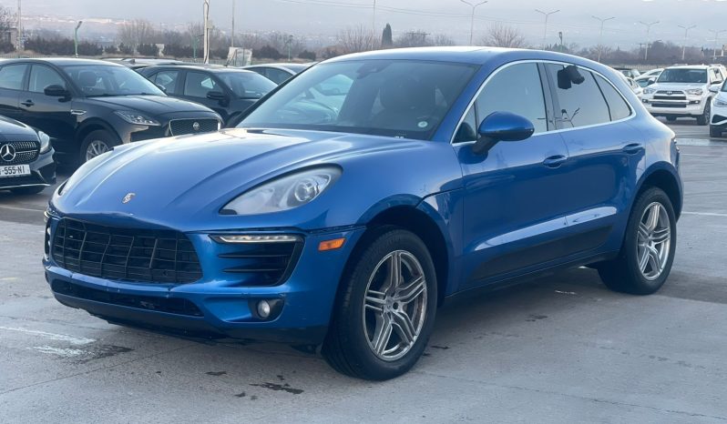 
								Porsche Macan full									
