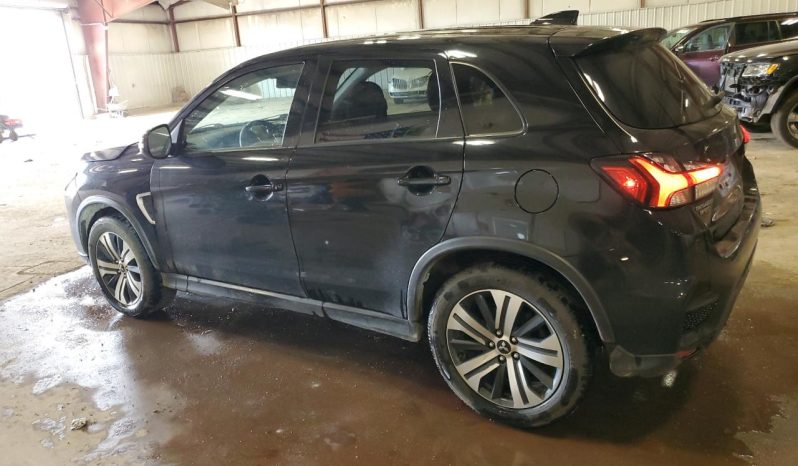 
								2021 Mitsubishi Outlander full									