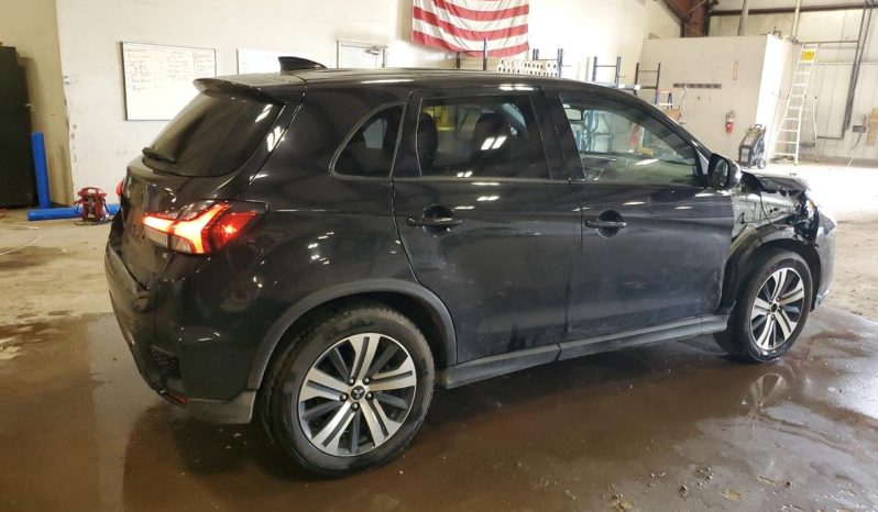 
								2021 Mitsubishi Outlander full									