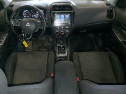 
										2021 Mitsubishi Outlander full									